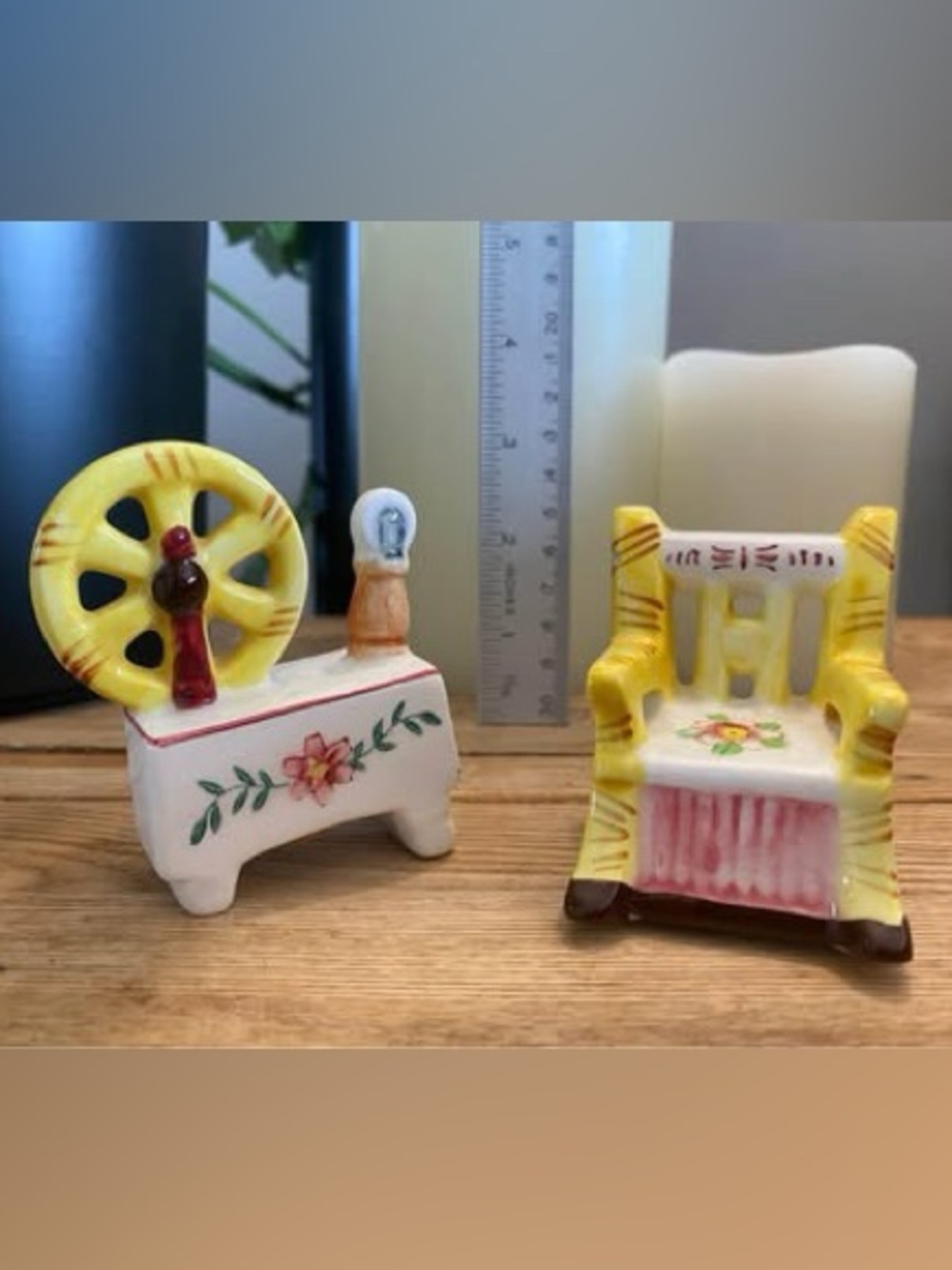 Vintage Ceramic Spinning Wheel & Rocking Chair Salt & Pepper Shakers Set